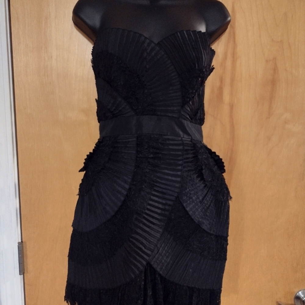 Laundry by Shelli Segal Strapless Short Black Dress, Size 4